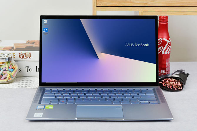 华硕灵耀deluxe14尊爵蓝和冰钻银,华硕灵耀deluxe14蓝色和银色