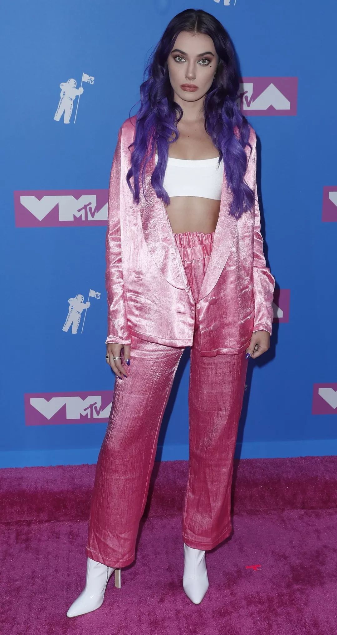 丝绸睡衣舒适透气让你穿出女神范,冬季最流行的睡衣