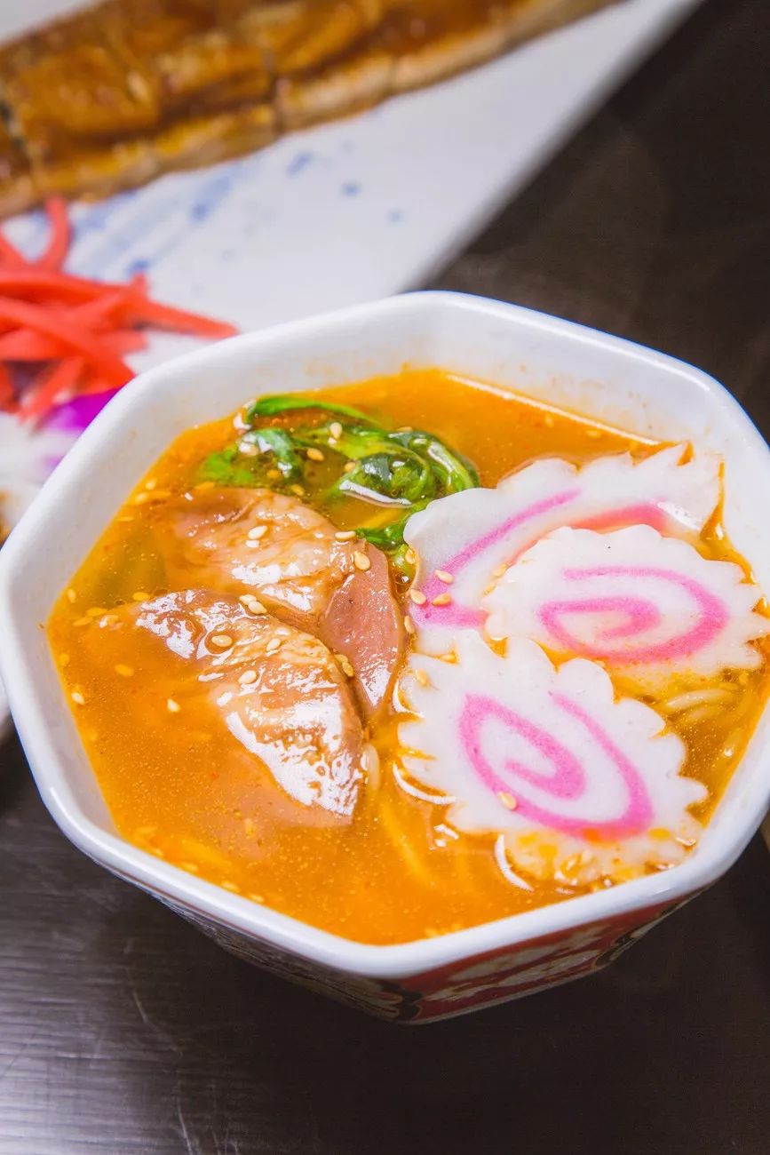 镇江宝藏日料店!15层生猛「云梯刺身」无限续,120+种自助不限量