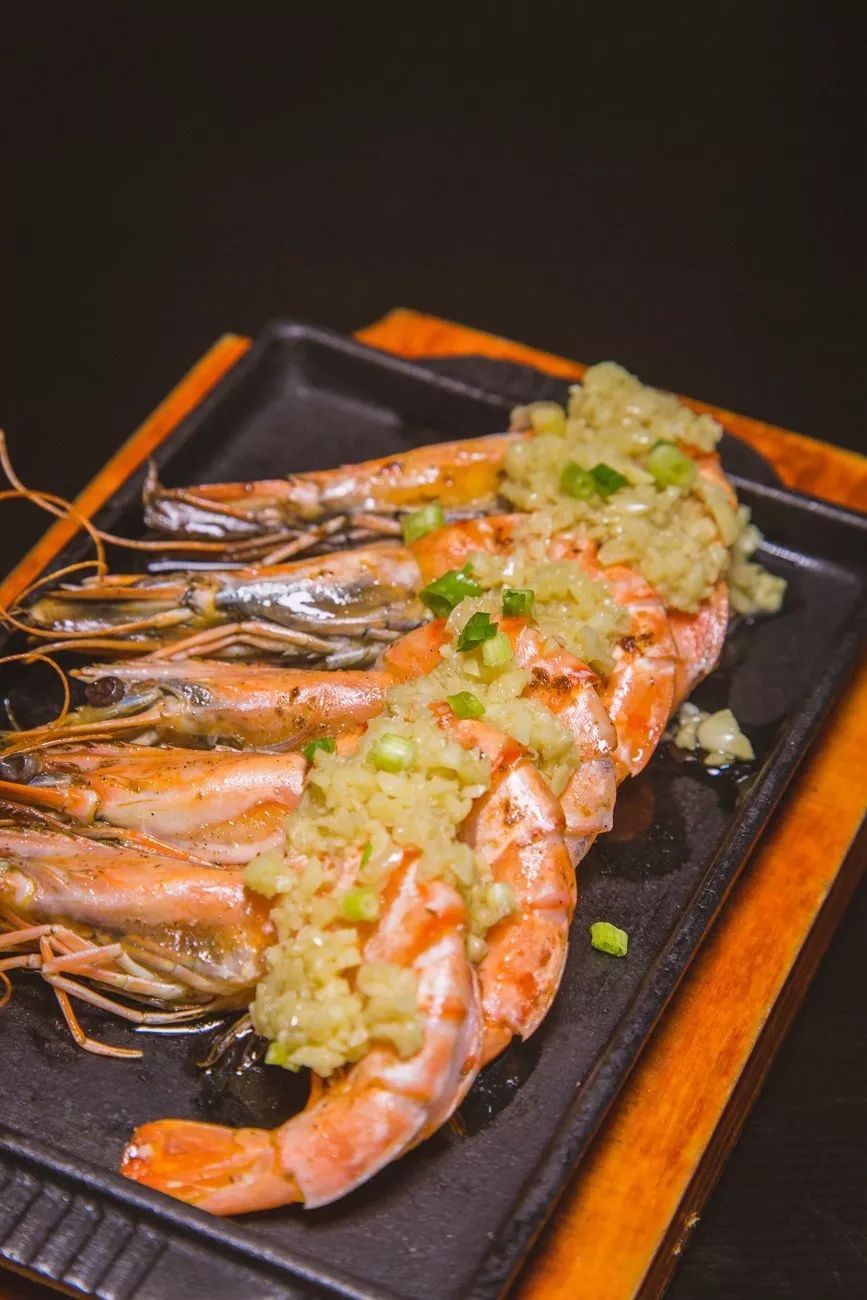 镇江宝藏日料店！15层生猛「云梯刺身」无限续，120+种自助不限量