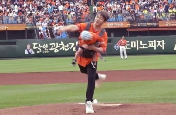 韩媒曝姜丹尼尔和朴志效分手,姜丹尼尔提出解约韩国的反应