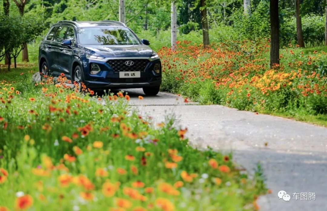 全新24款胜达试驾评测,四代胜达主驾一键升降怎么设置