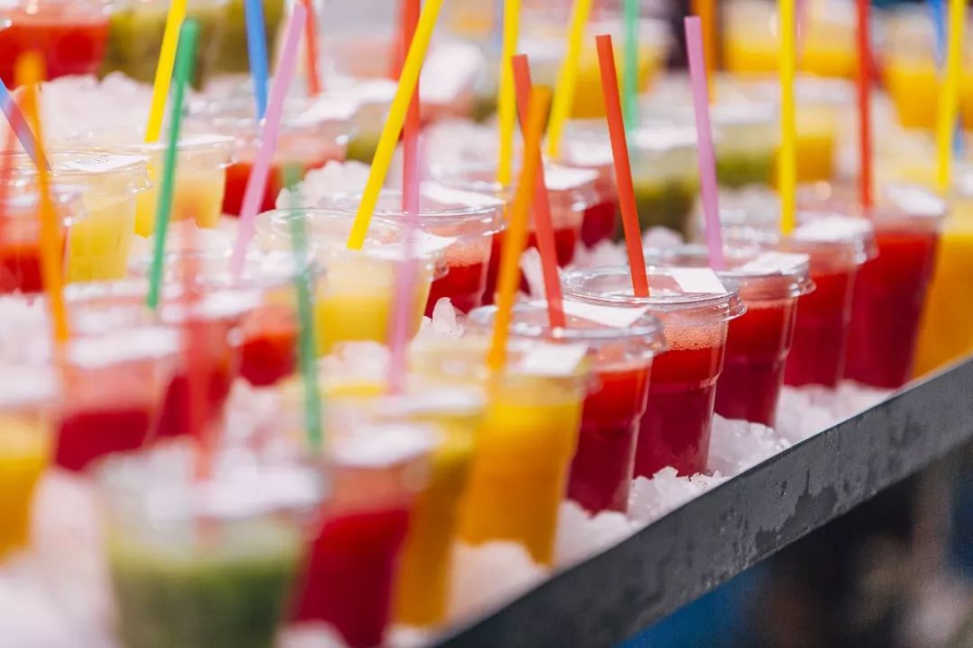 喝冰啤酒引起腹痛怎么办,喝冰啤酒就不舒服是怎么回事