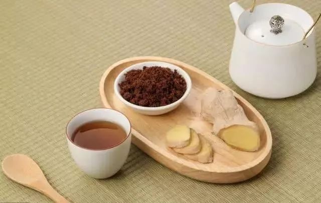 生姜水有10大治病奇效,姜片煮水喝功效与作用