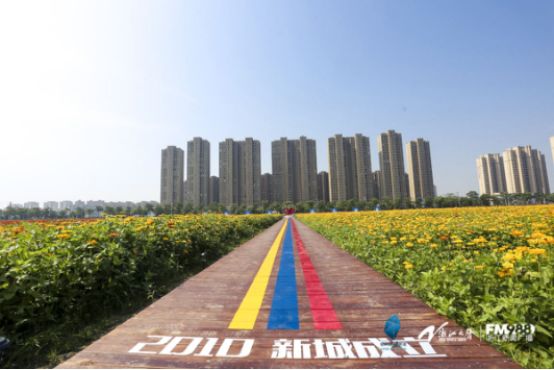 甯﹀瀛愬埌澶箹鑺辨捣缃戠孩鎵撳崱,鍋囨湡甯﹀瀛愭父婊ㄦ捣婀捐姳娴烽噷