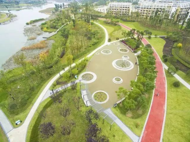 116个重大项目总投资超1800亿元,投资52.7亿的27个重点项目开工