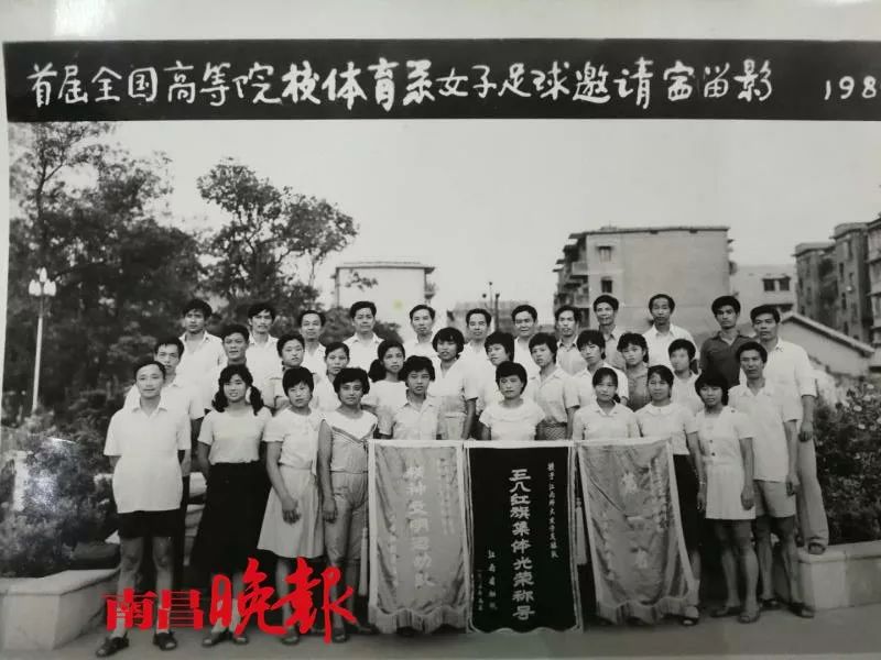 中国女足杀进世界杯！队长是江西师大研究生