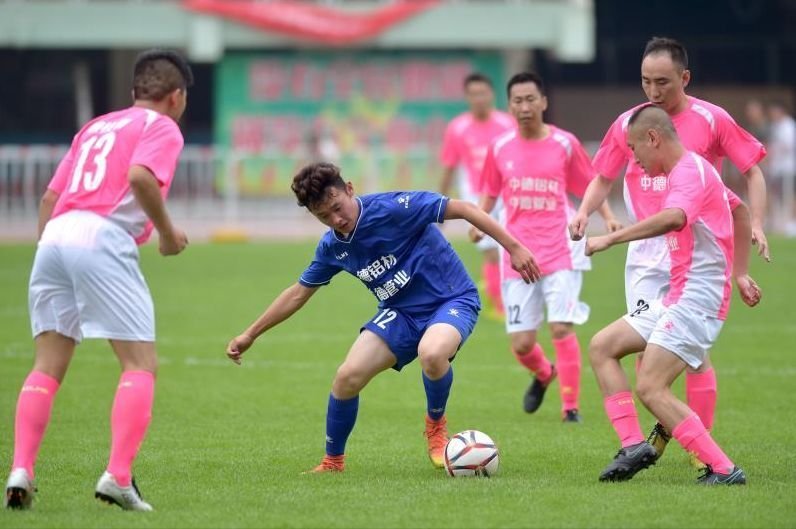 你们是运动场上最亮丽的风景,绿茵场上的惊艳时刻