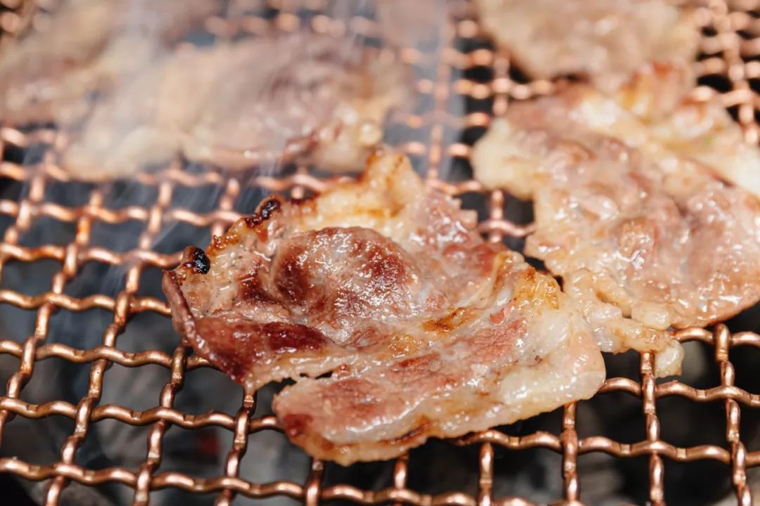 1折抢大家乐KTV欢唱卡？！更有花样美食指南，自助、烤肉全都有