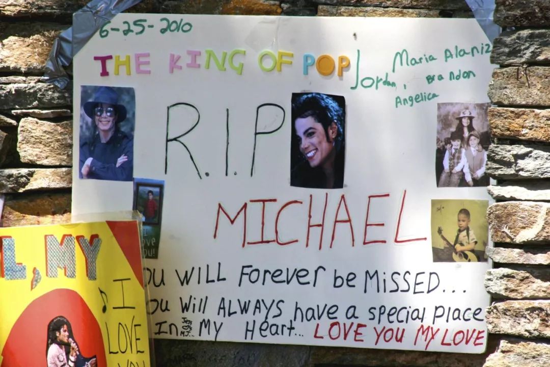 迈克尔杰克逊性侵案是真的吗,迈克尔杰克逊最新尸检报告