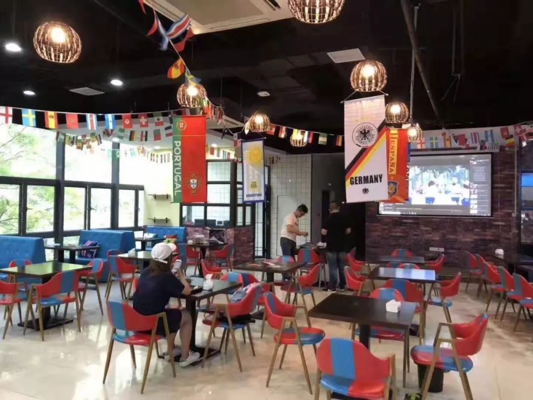 鏈嶅姟鎴戜滑鏄鐪熺殑,鎷嶇悆鎴戜滑鏄鐪熺殑