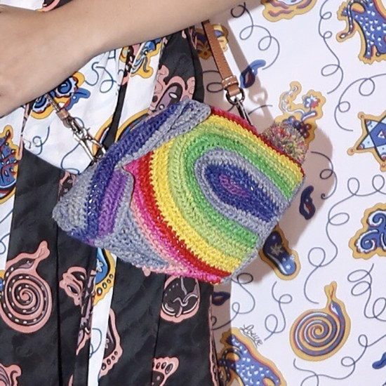 宋茜郑秀晶同款帽子,宋茜帽子