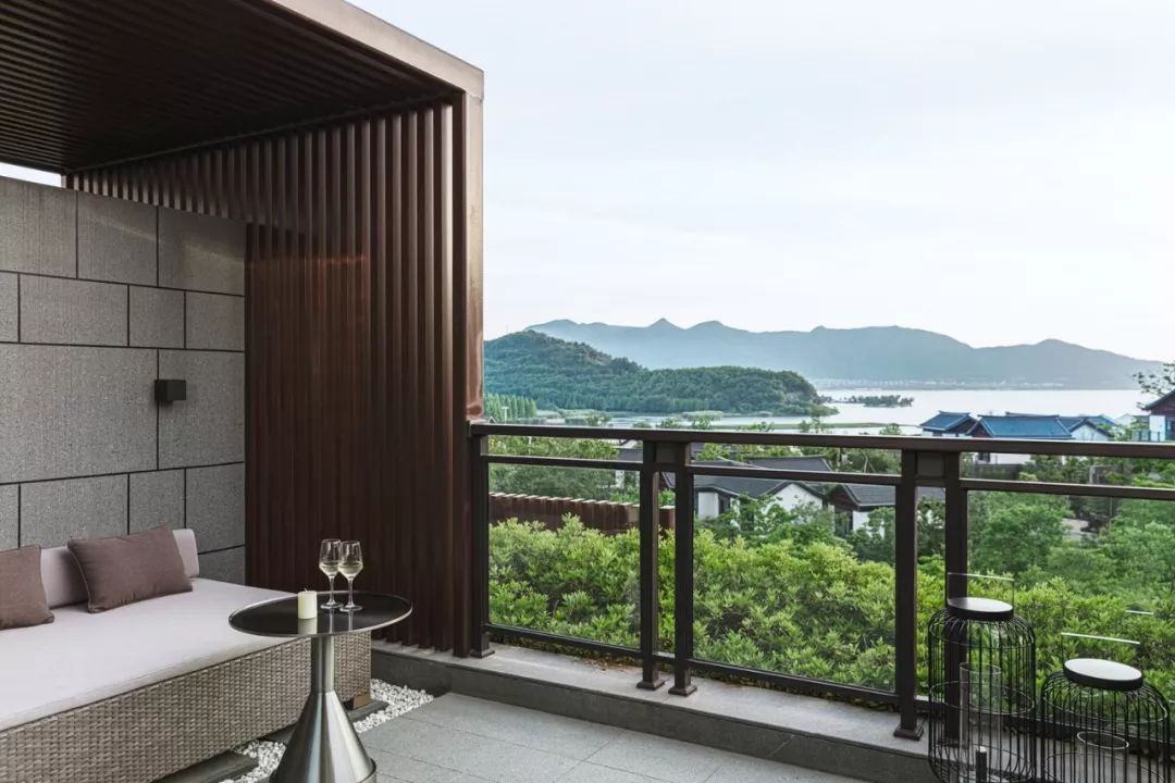 东钱湖康得思酒店康体中心,宁波东钱湖康得思酒店庭院房