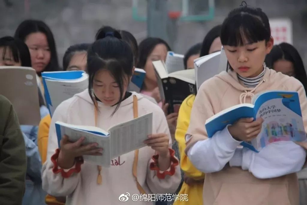 坚持“晨讲晚练”，这所师范学院不一般