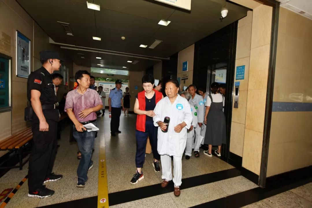 三门医院滨海院区新址,请扩散紧急通知