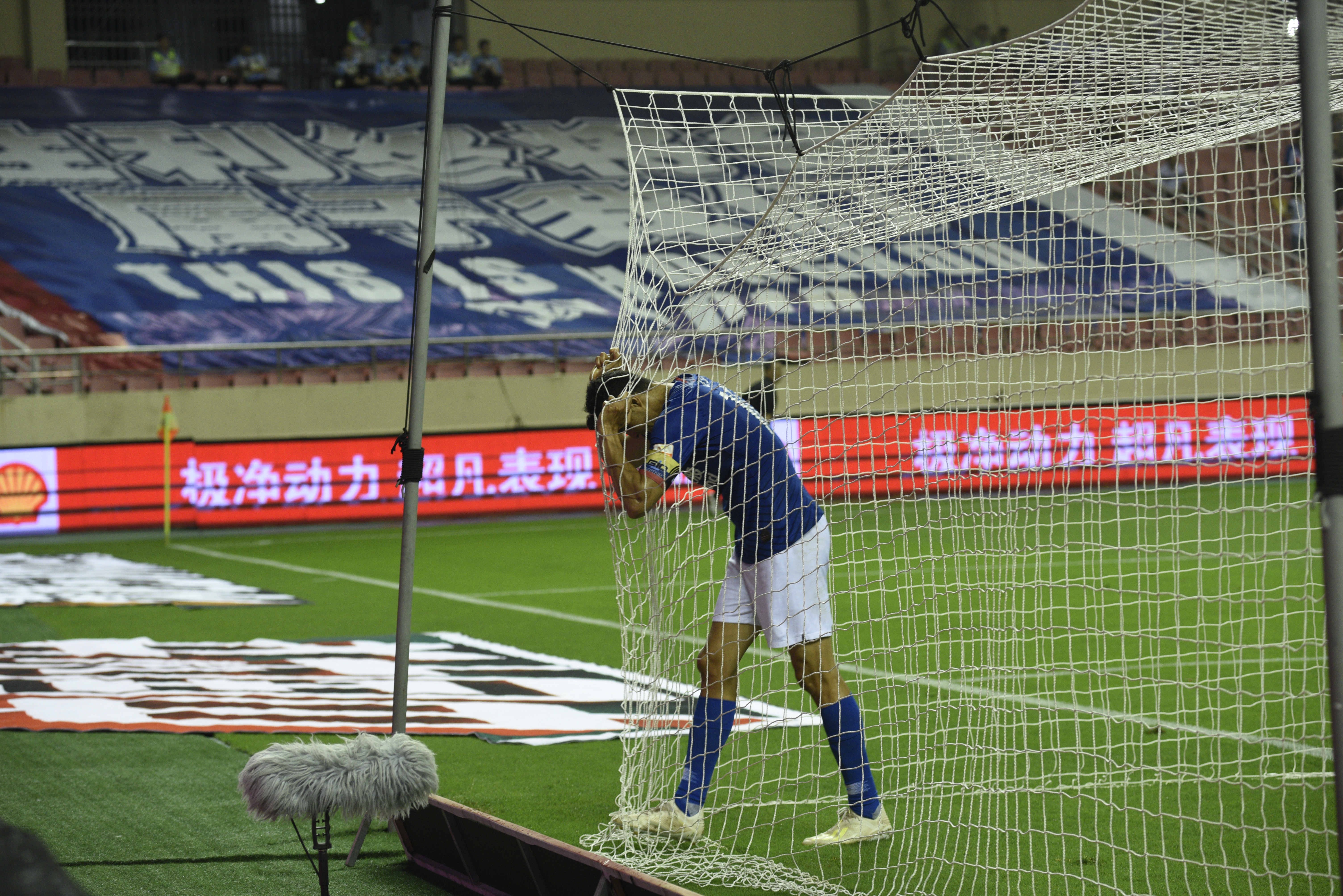 莫雷诺周军,上海申花对决莫雷诺