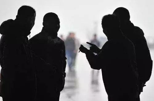 口红生意,口红行业的经济环境分析