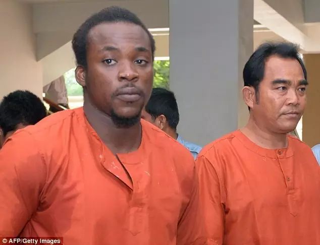 为了跨国“爱情”而贩毒的中国女孩：我知道，但是我停不下来