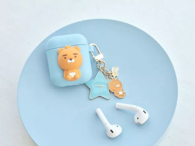 第四代airpods壳,不换手机壳的年轻人