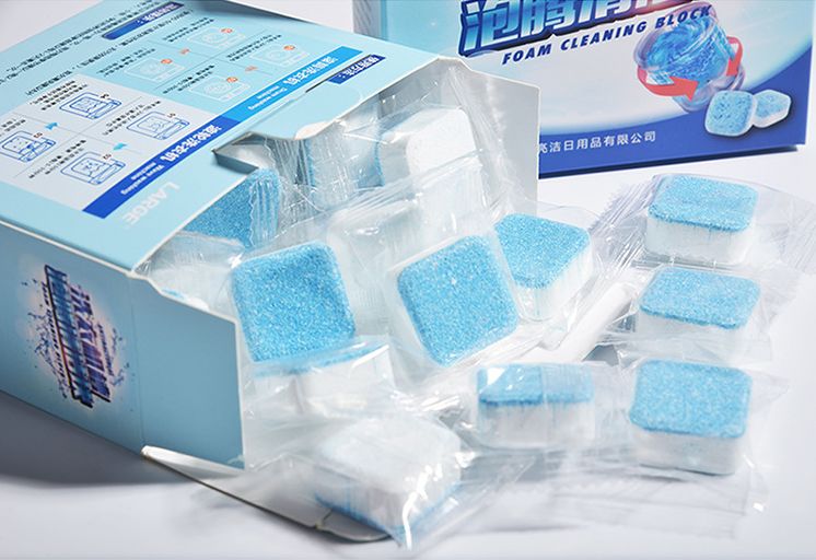 家用洗衣机洗出不明污渍,洗衣机里面脏最快速的解决方式