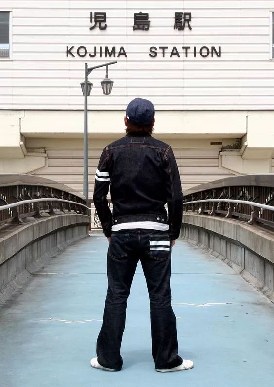 透支信用卡的女孩子,透支买奢侈品的女人