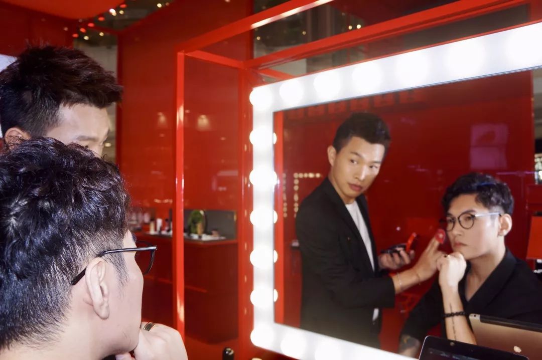 布耀霆的不定期更新——开箱特辑,我们的爱就是那么慷慨