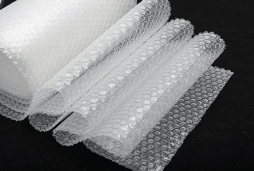 快递气泡垫放在卫生间哪里,快递里的气泡垫别再扔了