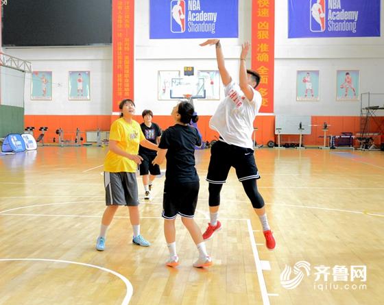 山东西王女篮全力备战全国女篮锦标赛主教练对球队有了新要求