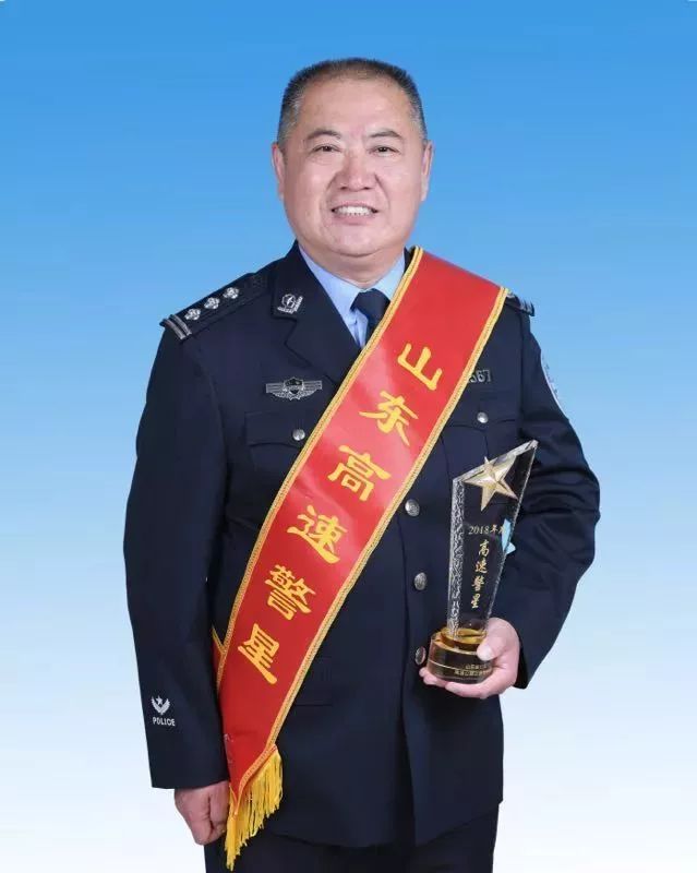 泪目!德州好交警郑云升走了!默默与病魔抗争8年,去世前7小时仍在岗