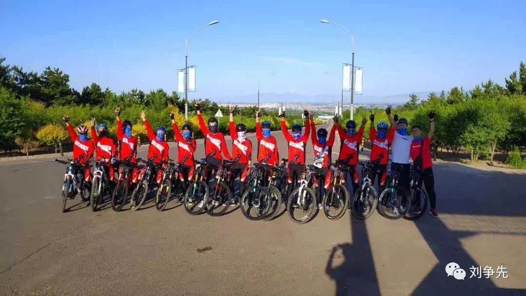 【美文欣赏】一个人可以骑得很快，一群人才可以骑得很远