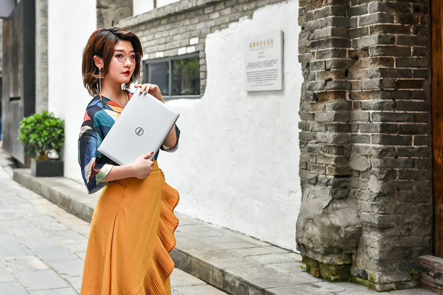 戴尔灵越5000笔记本,戴尔灵越5000ins14lr1528b测评