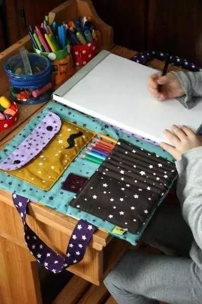 碎布拼接收纳视频,一块块拼图收纳方法