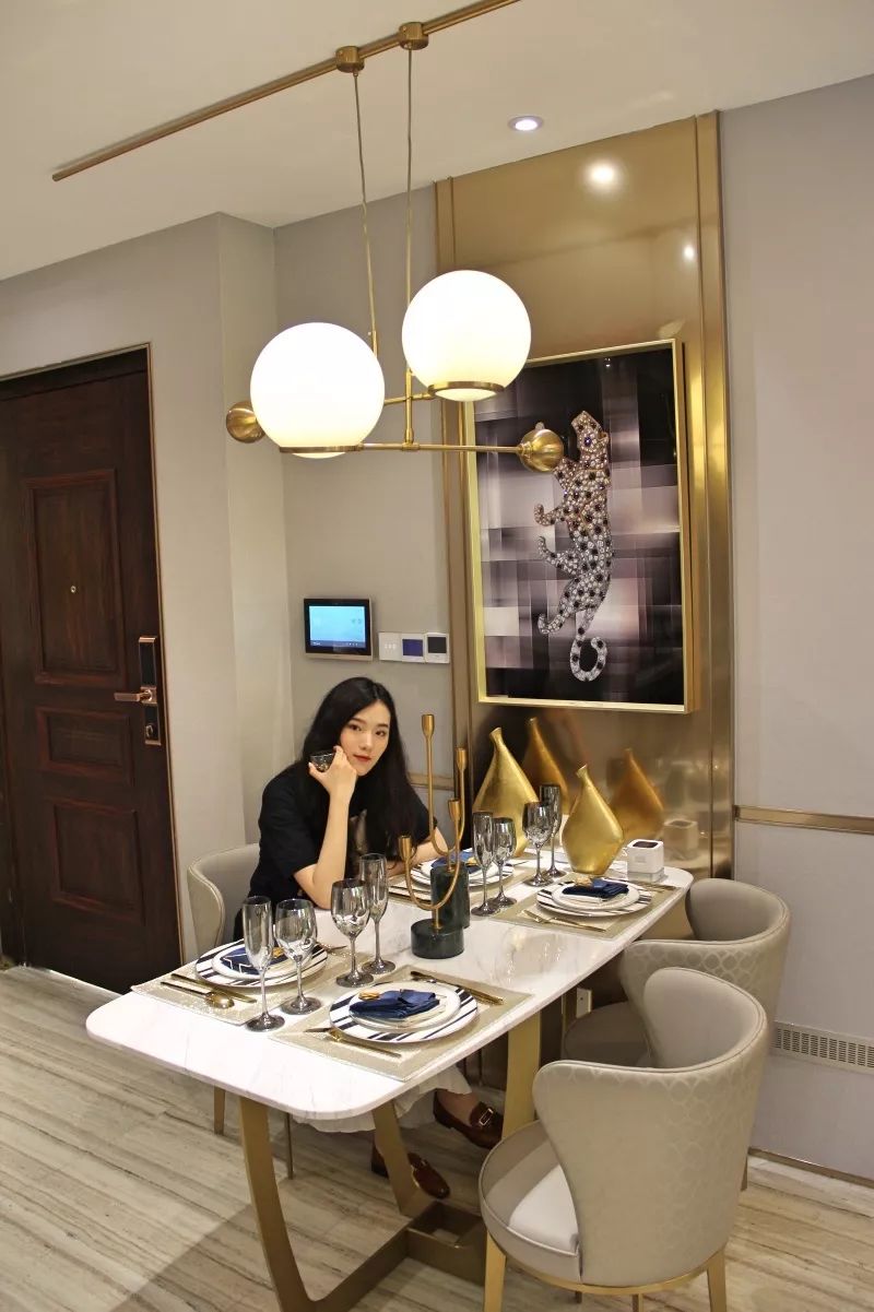 这会不会是天津最“聪明”的样板间？︳「冷眼观楼」