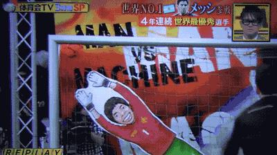 惨！他就一个人，梅西内马尔库里组团打boss遭团灭