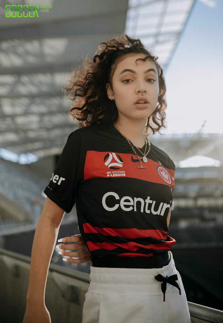 耐克2022新款足球,西悉尼流浪主场队服