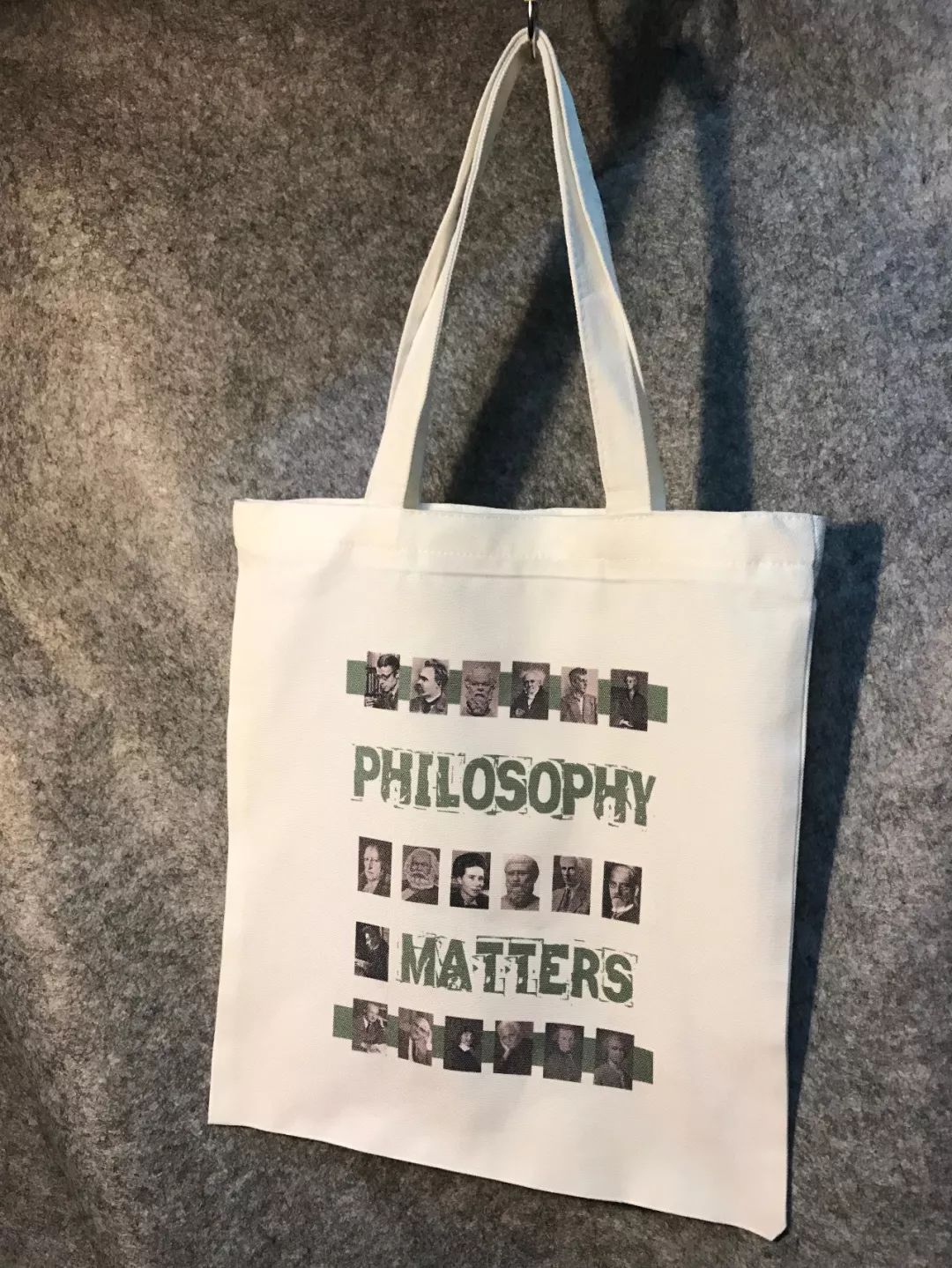 “包”治百病——将哲学装进帆布袋，这个夏天绝不撞款