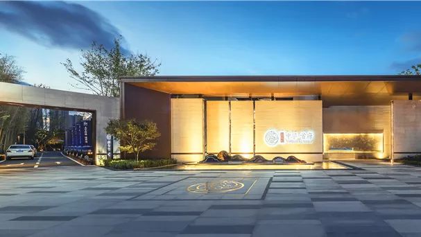 昆明中梁首府最新进展,昆明中梁首府风格