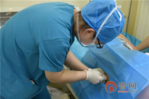 自然分娩助产士,资深专家教你轻松分娩