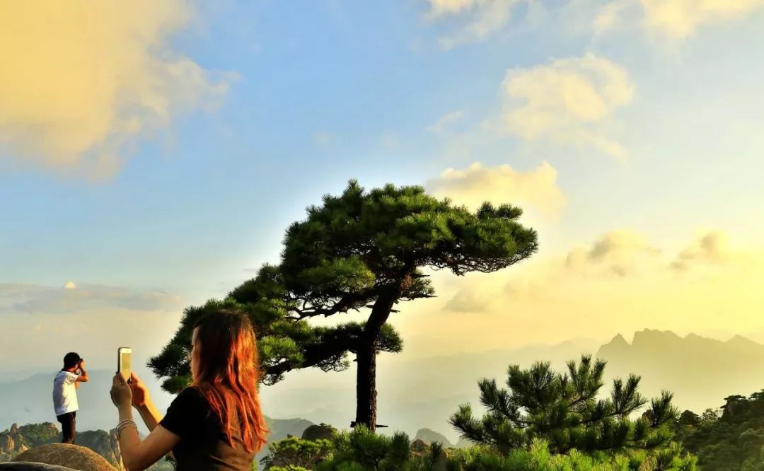 “三清赏明月，天涯共此时”，三清山女神邀你共度月圆之夜！