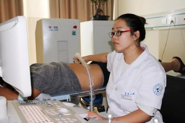 东营市二院泌尿外科成立了个尿结石防治中心