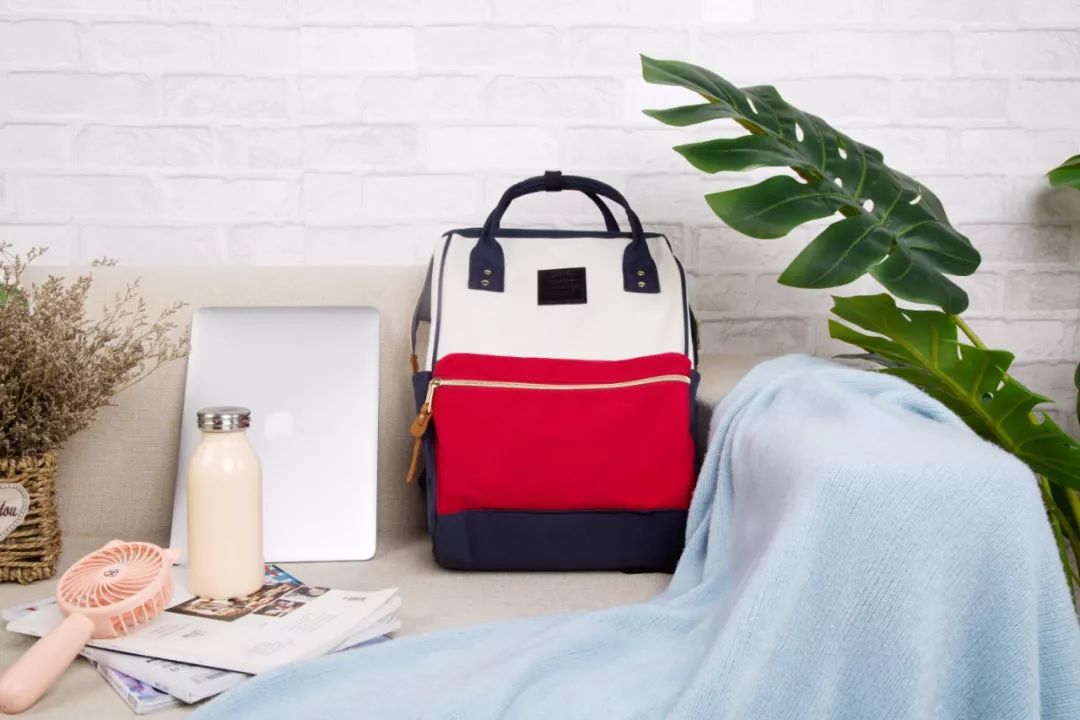 谁背谁潮！这款超能装的离家出走包，火了