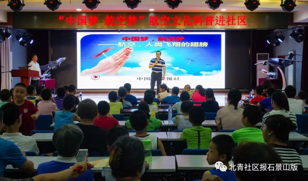 看小朋友玩大颗粒乐高积木,看小朋友玩大颗粒拼装