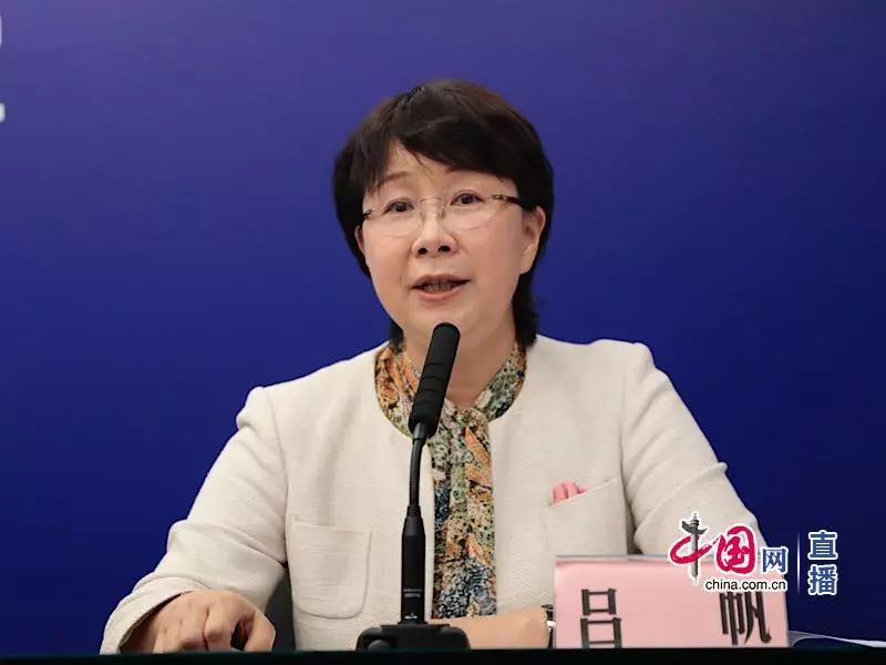 健康中国行动推进委员会办公室召开新闻发布会，解读“健康中国行动”之中小学健康促进行动有关情况