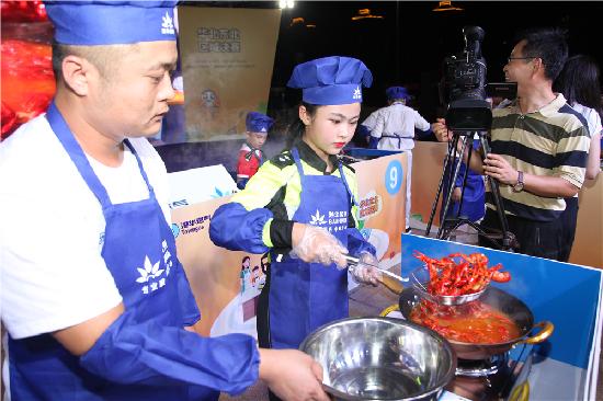 港华紫荆给妈妈做的菜,港华紫荆的做法大全