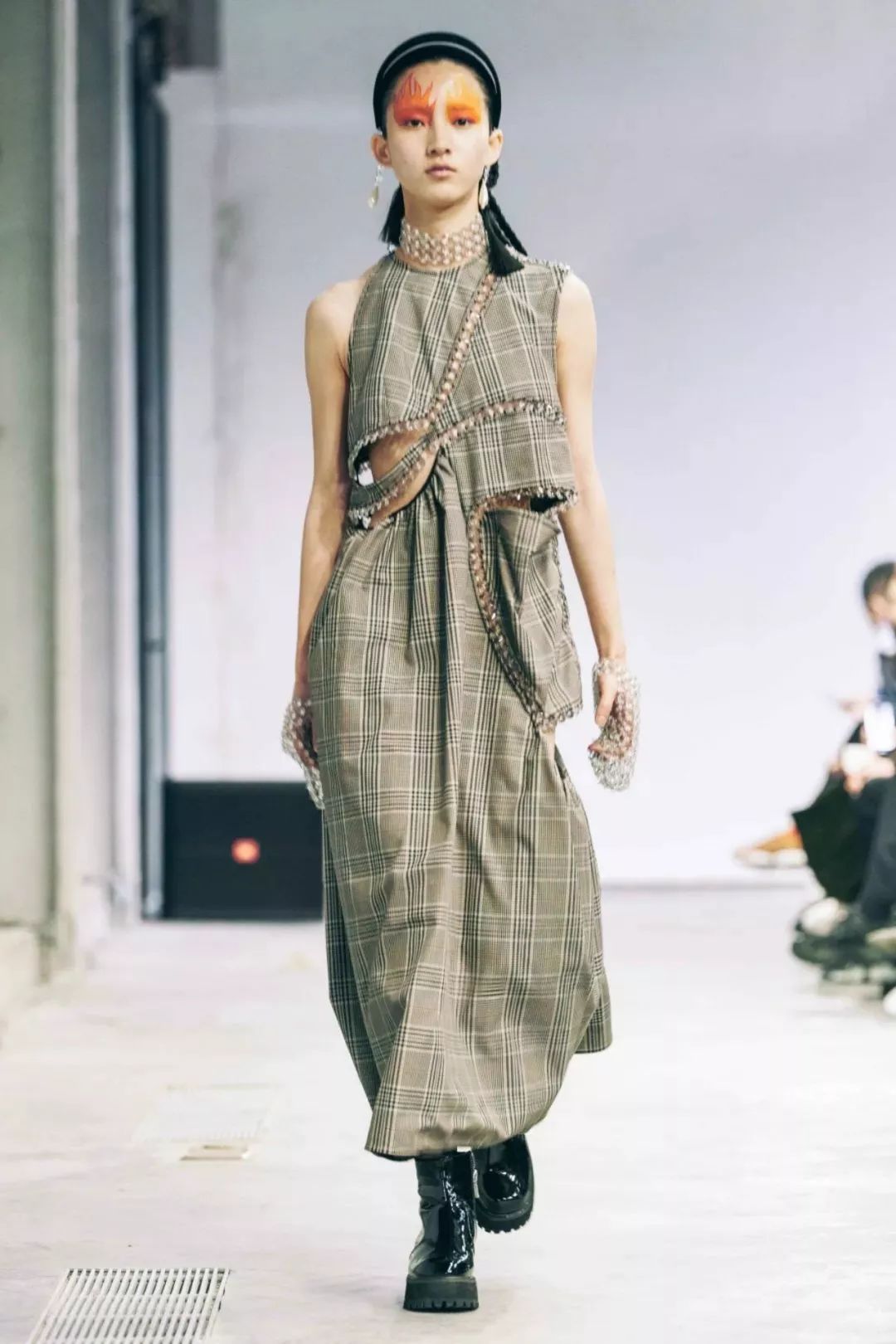 21年秋冬女装流行趋势,21年秋冬女装流行色