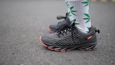 跑鞋鞋底黑科技,鞋底带刀的黑科技鞋