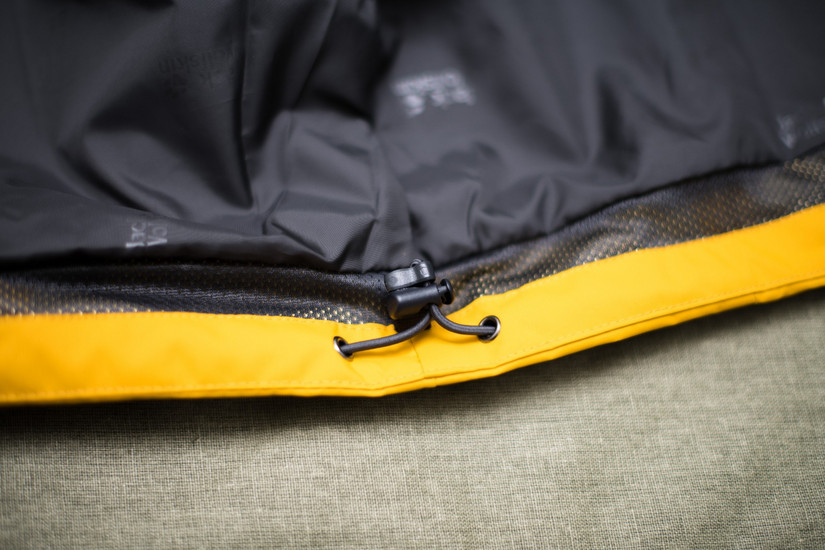 性价比高的防水超薄冲锋衣评测,狼爪防风防水冲锋衣