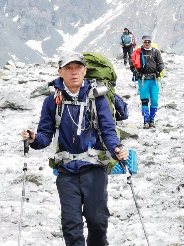 雪峰冰川雪莲草甸十分的激动八分憾——2019年7月环博格达纪实