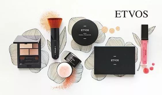 这些美妆潮品你最想拿走哪一个,这些网红化妆品还能用吗