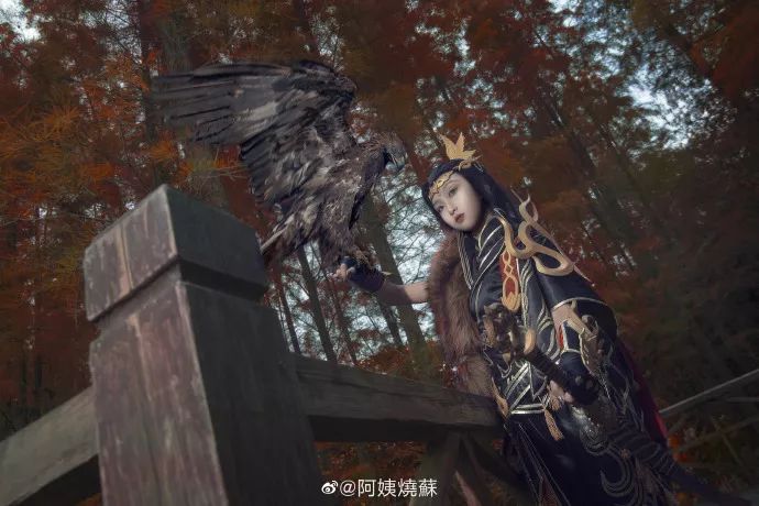 A爆的神刀大妹砸，这么帅气是犯规啊